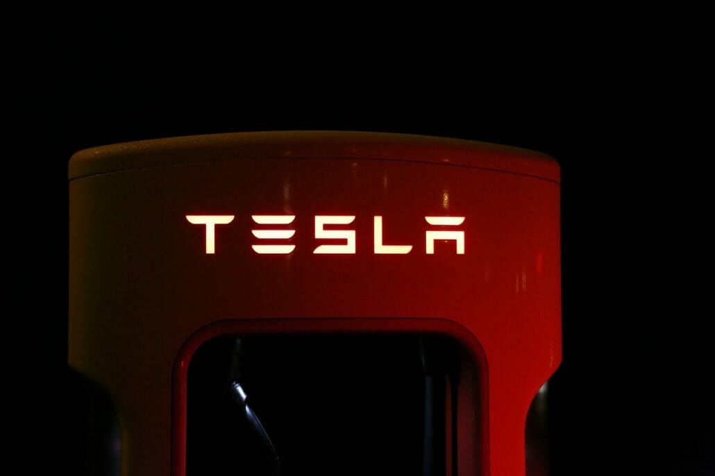 Does Tesla Have an Emergency Battery